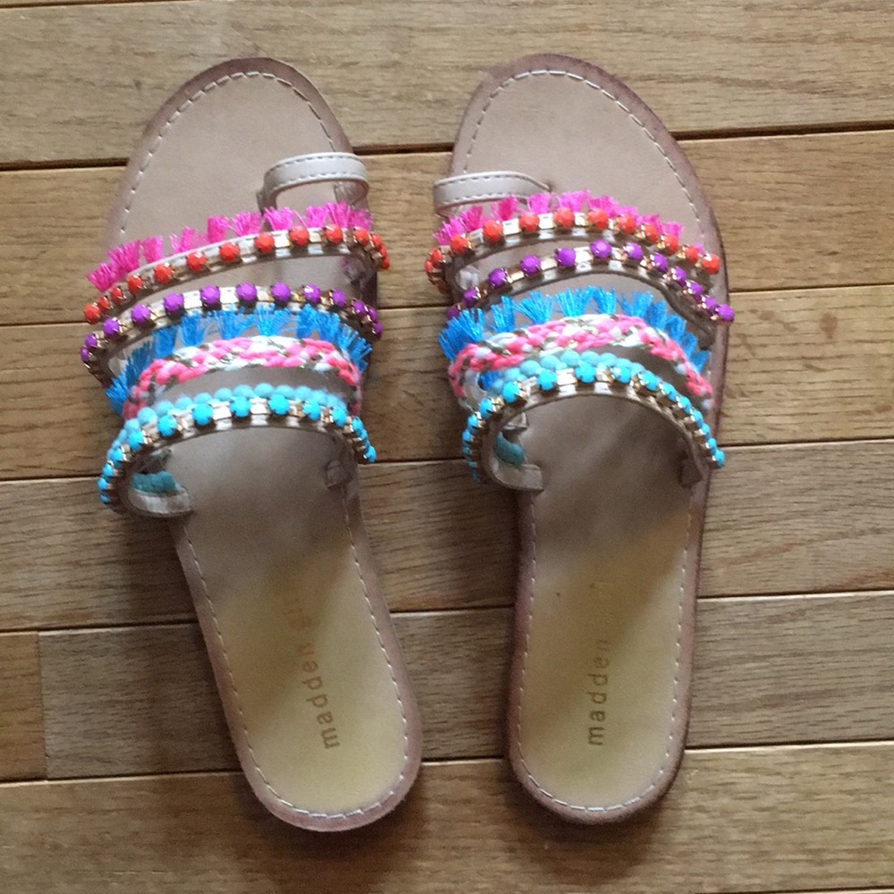 NWOT madden girl sandals